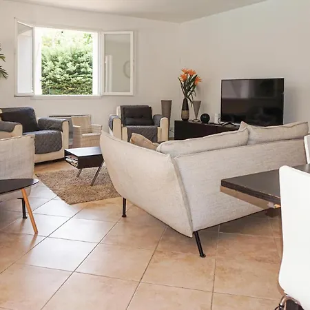 Pet Friendly In Prázdninový dům Bédarieux