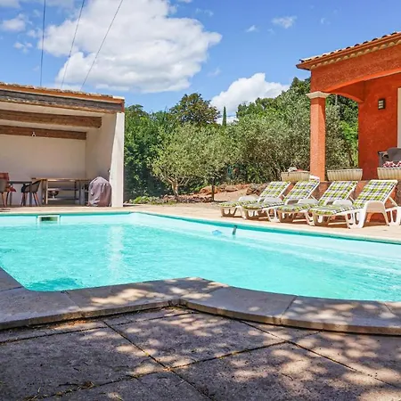 Holiday home Stunning In With Kitchen Bedarieux